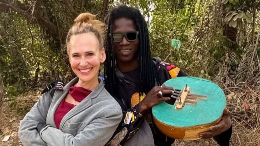 Dotek Afriky obr. bez textu Dotek Afriky obr. bez textu